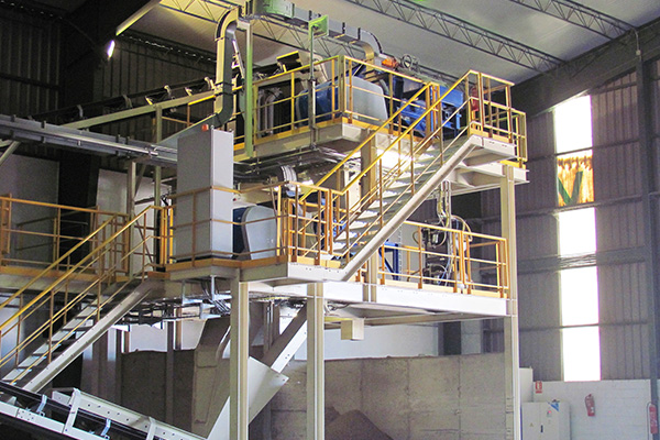 Linha de reciclagem de casco de vidro
